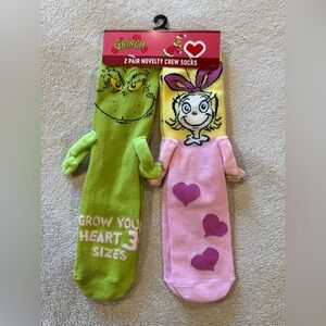 NWT Grinch and Cindy Lou Who HAND-HOLDING Crew Socks